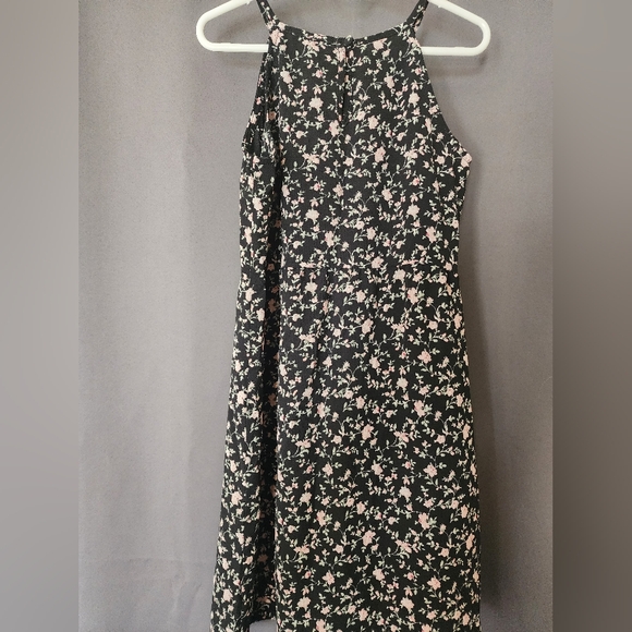 Full Tilt Dress, Girl's Size Small Black Floral Dress - Picture 5 of 7